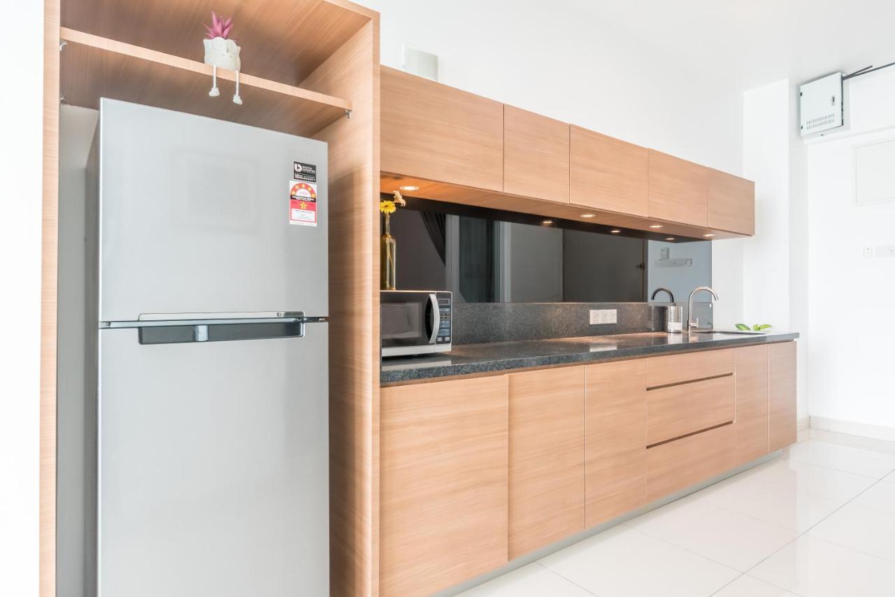 Maritime Penthouse Suite By The Sea George Town Exteriér fotografie